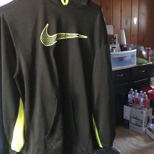 Xl Nike thermal hoodie